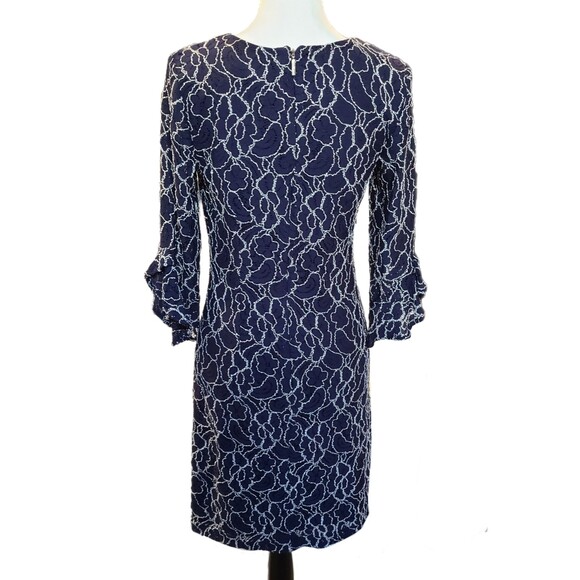 Karl Lagerfeld Navy Blue & White Floral Lace Bell Sleeve Shift Dress Size 2, EUC - Picture 3 of 7
